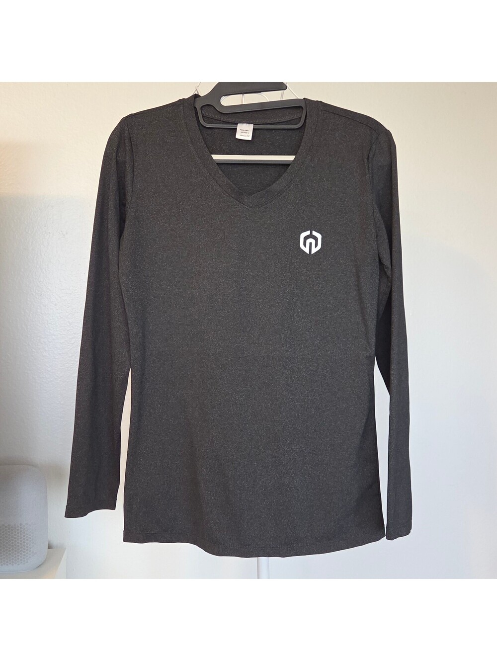 2 Long Sleeve V-Neck Thermal Shirts with Logo Size Med